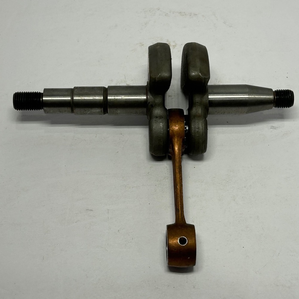 Poulan Craftsman 530027143 Small Engine Crankshaft Assembly with Connecting Rod